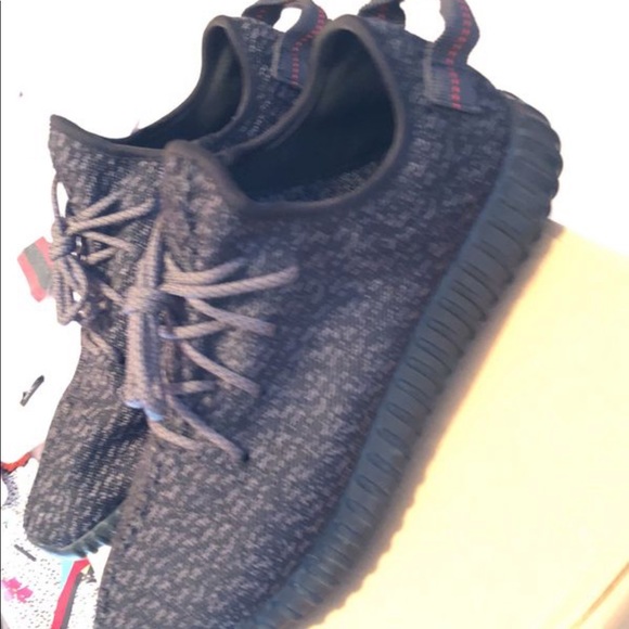 Yeezy  boost pirate black authentic - Picture 2 of 3
